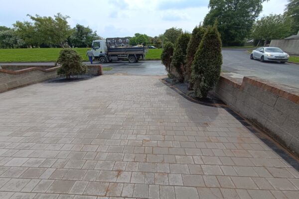 Driveway with Barleystone Block Paving in Blessington Co. Wicklow 6.jpeg