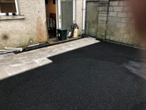 Barleystone Patio with Artificial Grass in Limerick