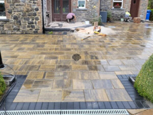 Barleystone Paved Patio with Charcoal Damson Border in Edenderry, Co. Offaly