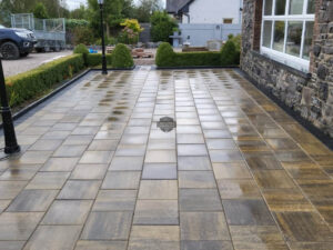 Barleystone Paved Patio with Charcoal Damson Border in Edenderry, Co. Offaly