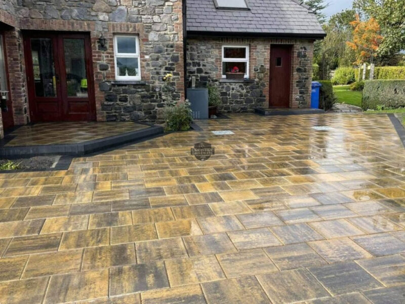 Barleystone Paved Patio with Charcoal Damson Border in Edenderry, Co. Offaly