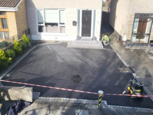 SMA Tarmac Driveway with Kilsaran Paved Border and Steps in Dundrum, Dublin