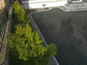 SMA Tarmac Driveway with Kilsaran Paved Border and Steps in Dundrum, Dublin